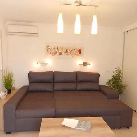 Villa Villa-tina-8-pax